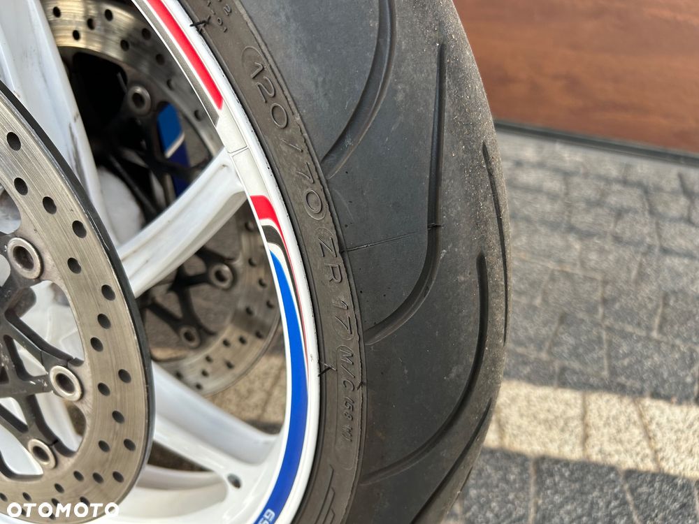 Suzuki GSX-R - 9