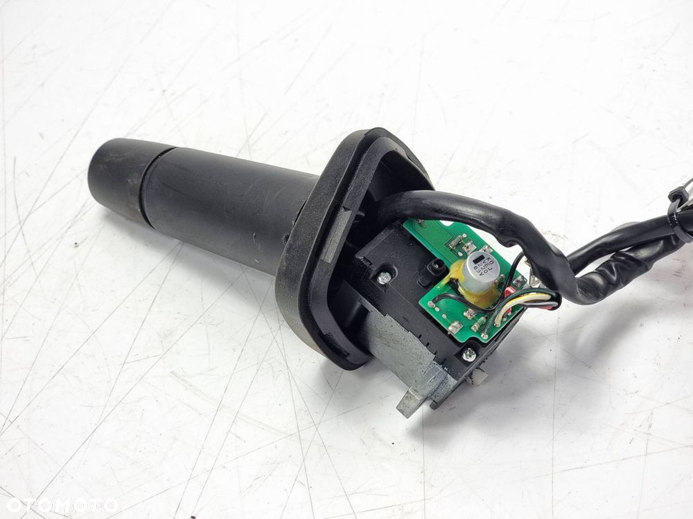 PRZEŁĄCZNIK MAN TGX 18.440 - 3