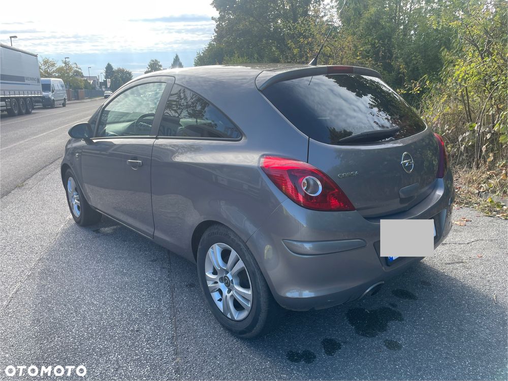 Opel Corsa - 4