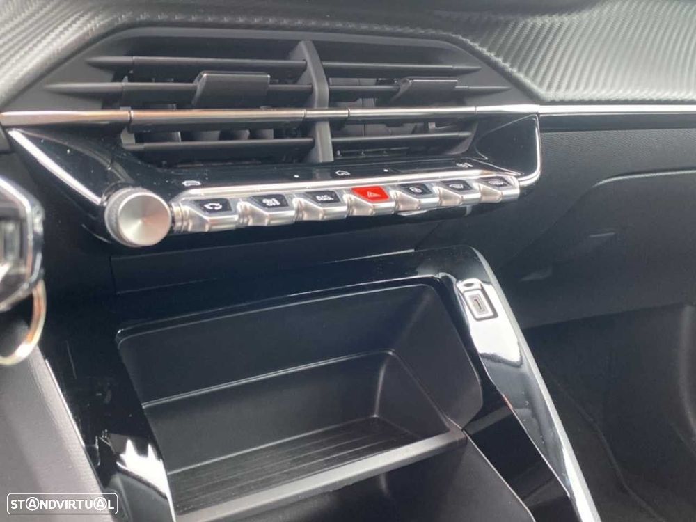 Peugeot 208 1.2 PureTech Active - 7