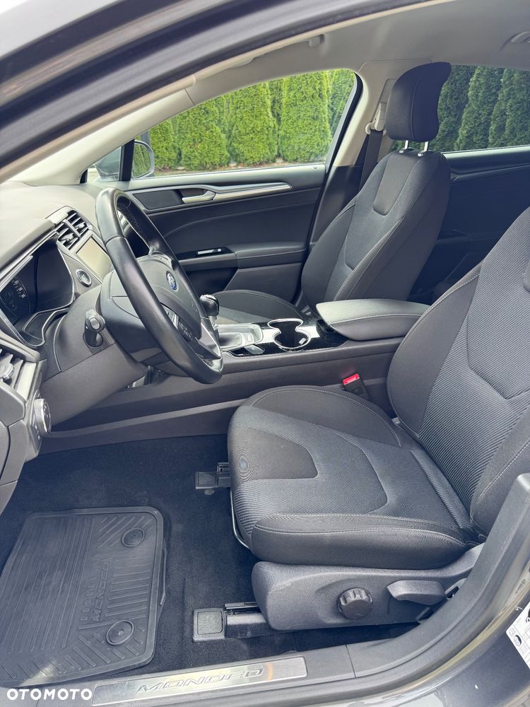 Ford Mondeo 2.0 TDCi Titanium - 12