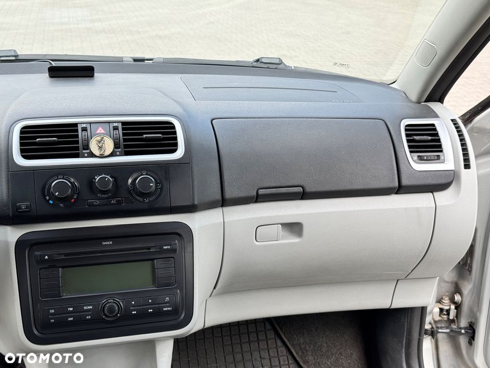 Skoda Roomster 1.4 16V - 12