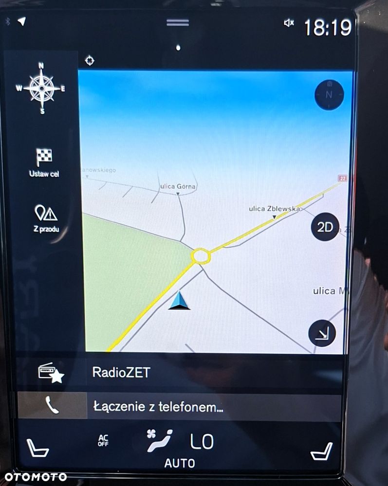 Volvo XC 40 D3 SCR Momentum Core - 17