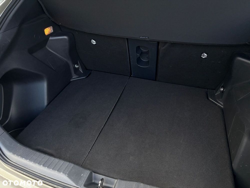 Toyota Yaris Cross Hybrid 1.5 Style - 30