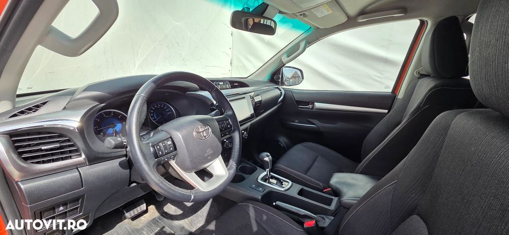 Toyota Hilux 4x4 Double Cab A/T Invincible - 13