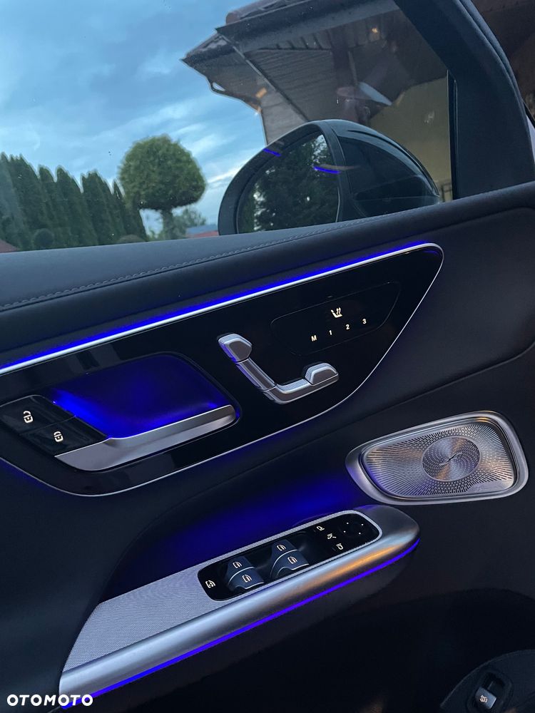 Mercedes-Benz GLC 220 d mHEV 4-Matic AMG Line - 7