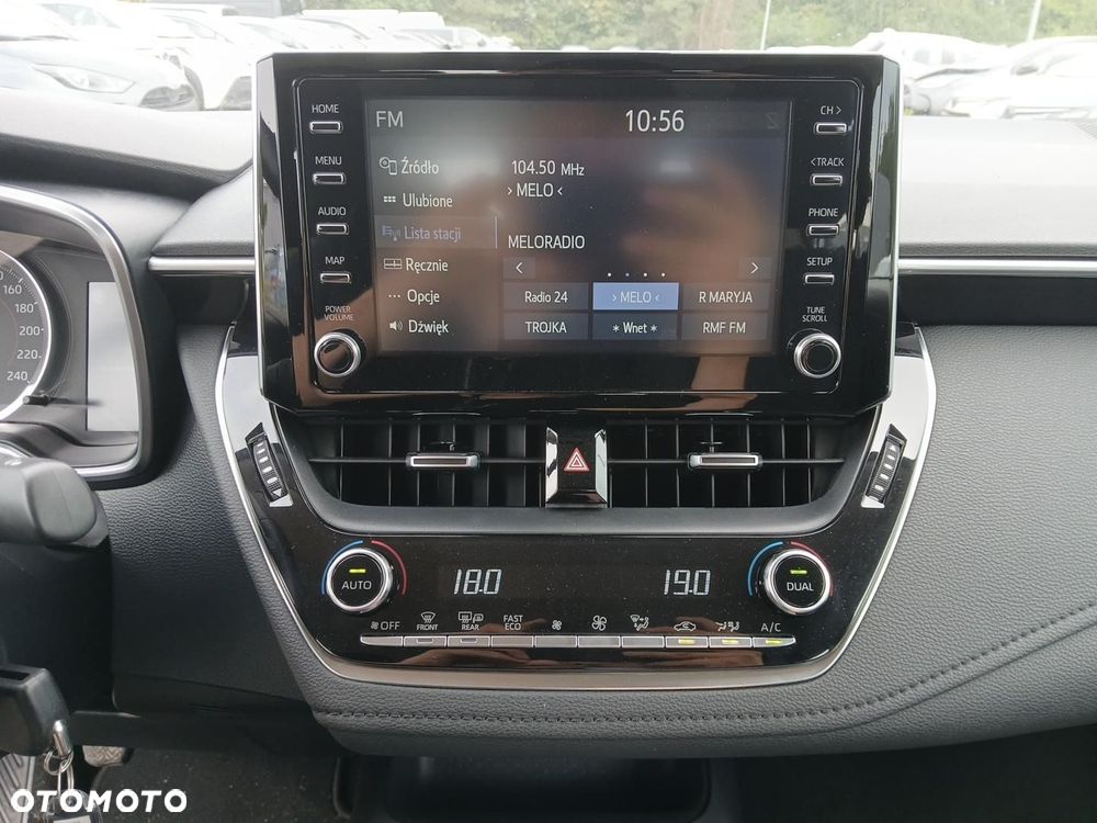 Toyota Corolla - 30
