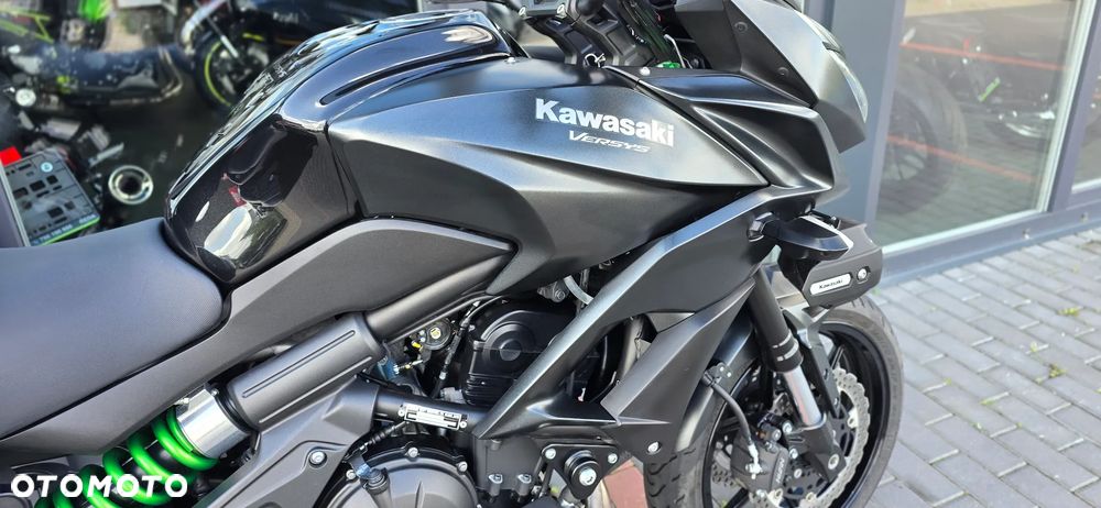 Kawasaki Versys 650 - 12