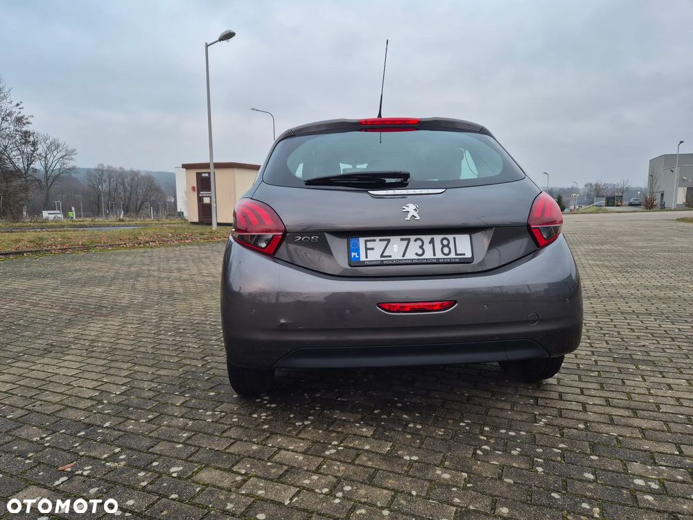 Peugeot 208 1.2 PureTech Active - 4
