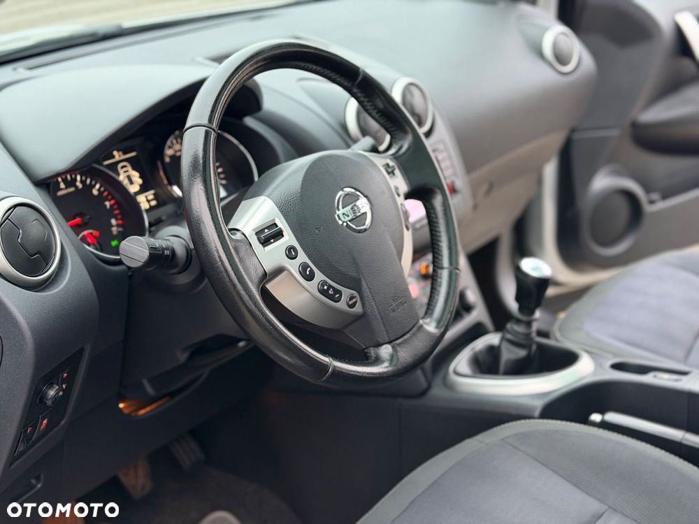 Nissan Qashqai+2 2.0 I-Way - 30