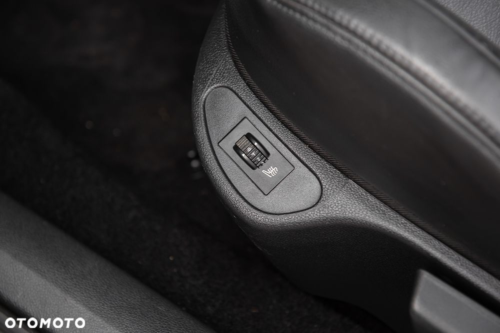 Peugeot 308 CC - 15