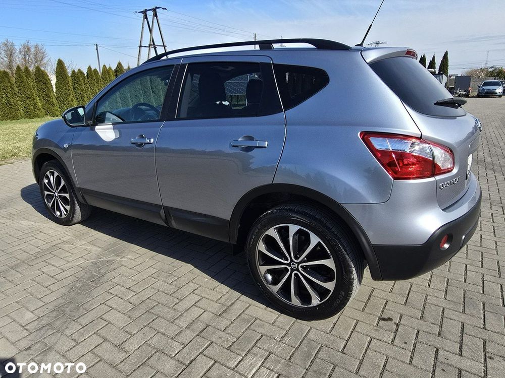 Nissan Qashqai - 11