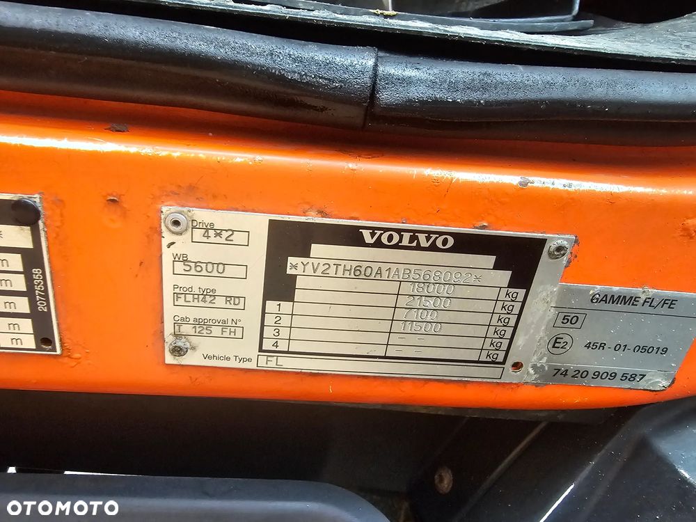 Volvo FL  4X2 - 4