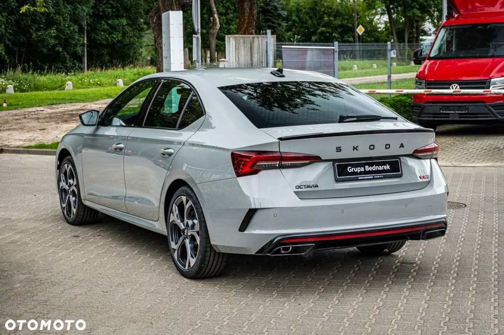 Skoda Octavia - 10