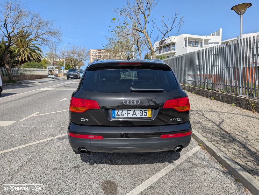 Audi Q7 3.0 TDI Sport Tiptronic - 4