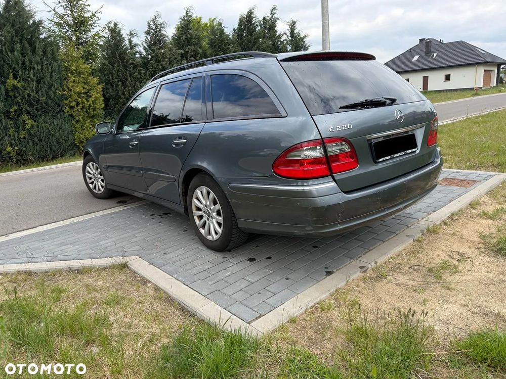 Mercedes-Benz Klasa E 220 CDI Automatik Elegance DPF BusinessEDITION - 6