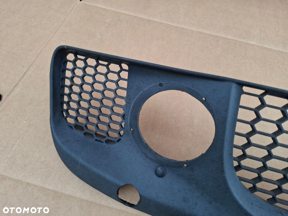 kratka zderzaka fiat 500 abarth oryginał - 2