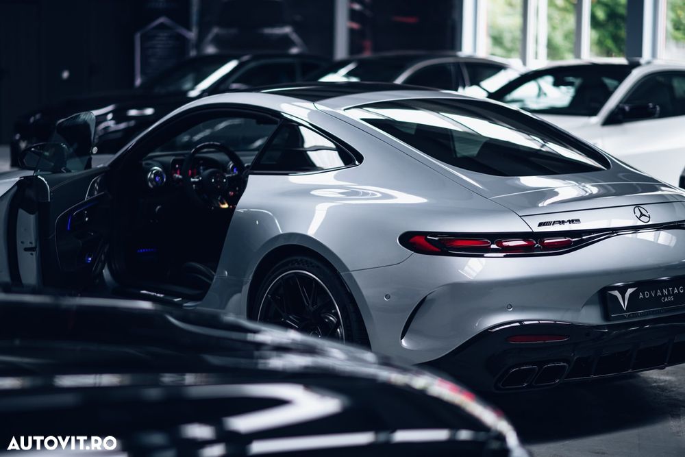 Mercedes-Benz AMG GT - 6
