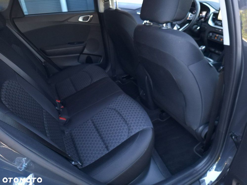 Kia Ceed 1.5 T-GDI S - 24