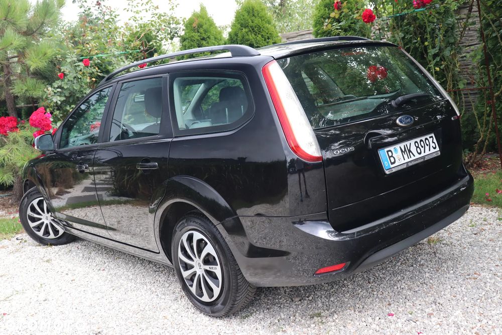 Ford Focus 1.6 TDCi DPF Black Magic - 3