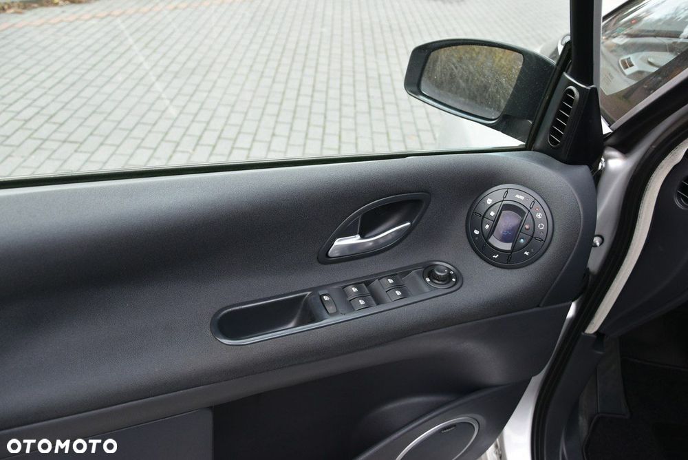 Renault Espace 2.0 dCi FAP Expression - 18