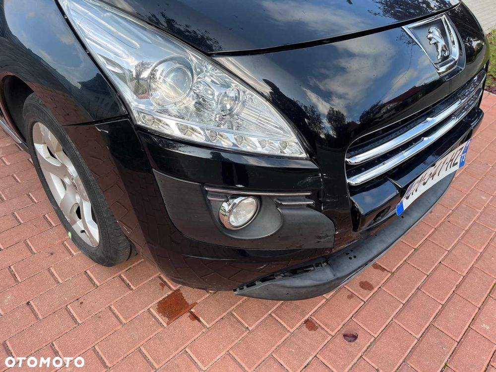 Peugeot 3008 Hybrid4 - 24