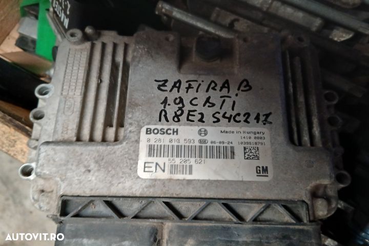 Calculator motor ECU 55205621 0281013593 55205621 0281013593 Opel Zaf - 3