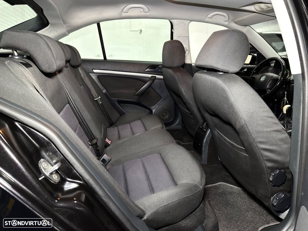 Skoda Octavia 1.9 TDI Sportline - 13