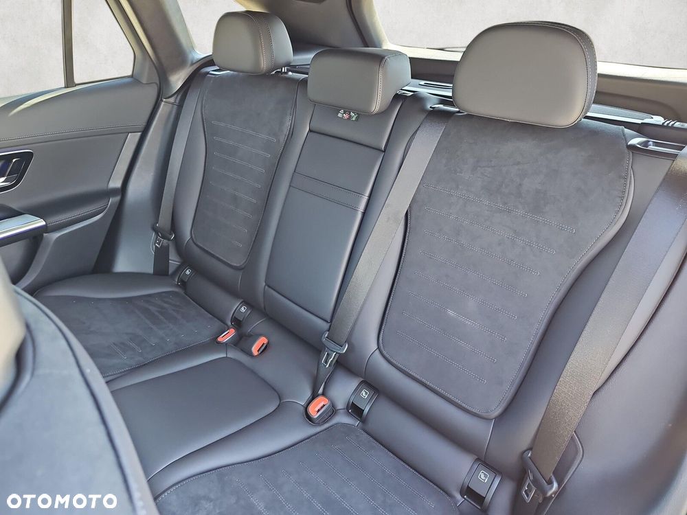 Mercedes-Benz GLC 300 mHEV 4-Matic AMG Line - 13