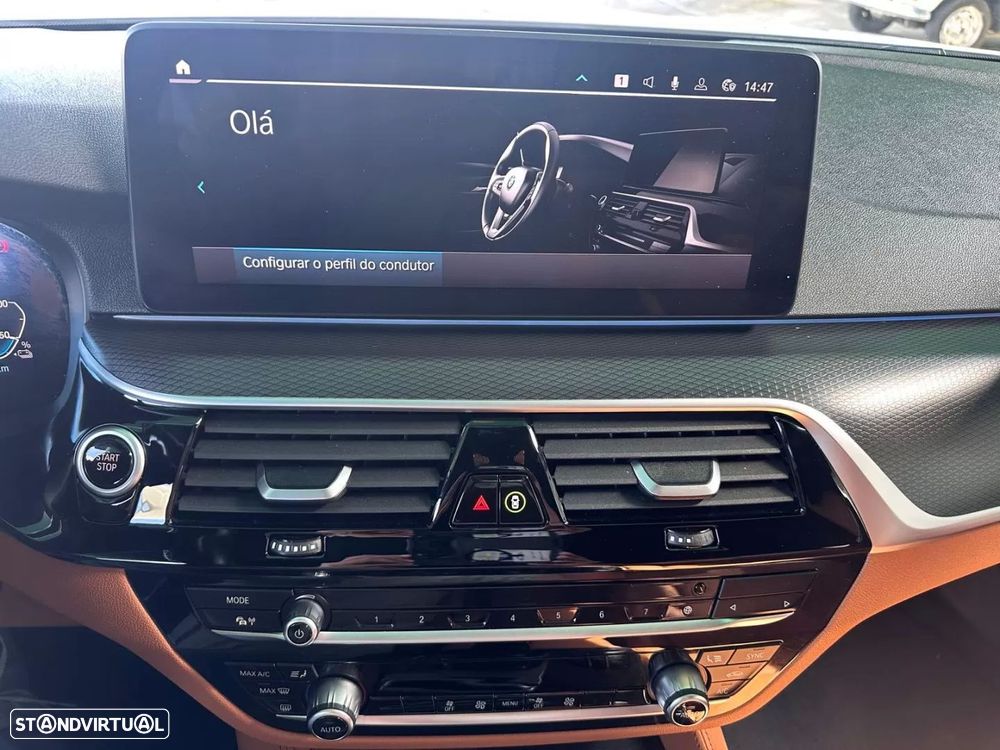 BMW 530 e Pack Desportivo M - 19