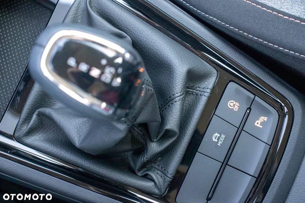 Skoda Kamiq 1.5 TSI Selection DSG - 27