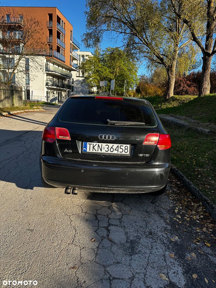 Audi A3 Sportback - 3