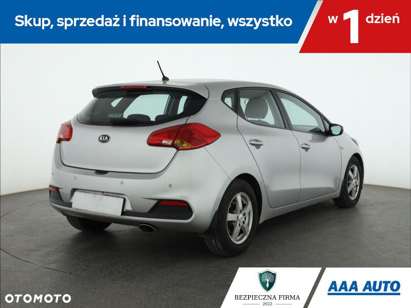 Kia Ceed - 6