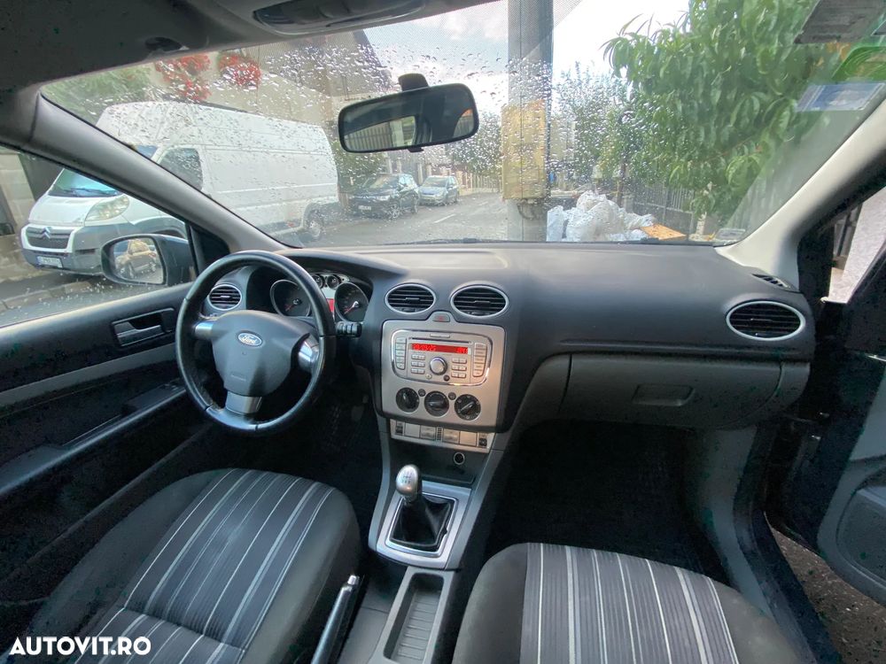 Ford Focus - 7
