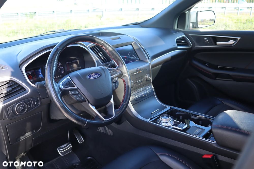 Ford Edge - 31