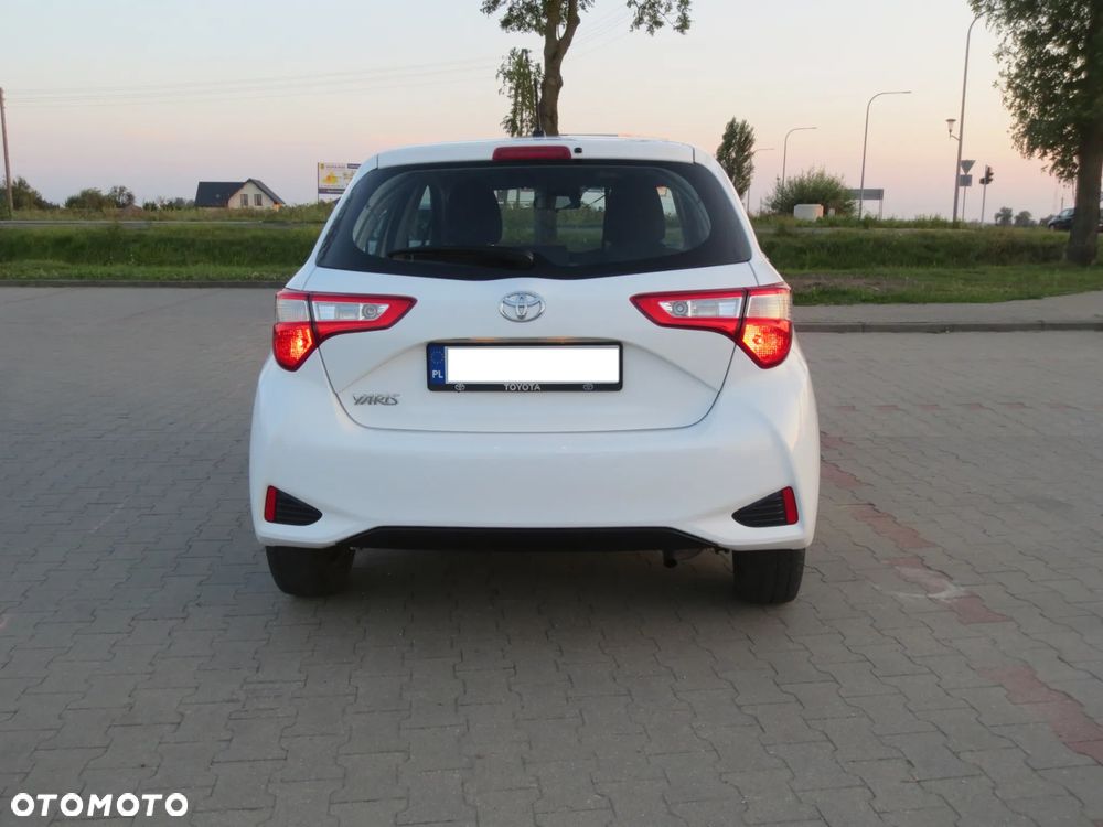 Toyota Yaris - 6