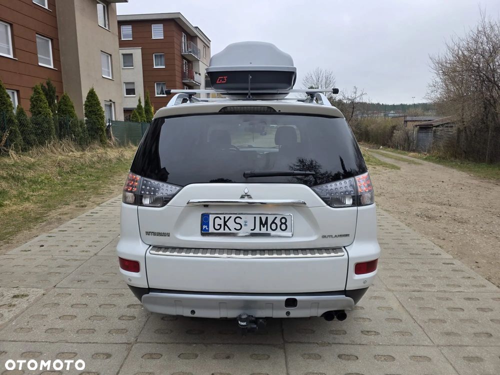 Mitsubishi Outlander 2.2 DID Instyle TC-SST - 6