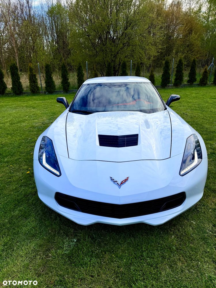 Chevrolet Corvette - 21