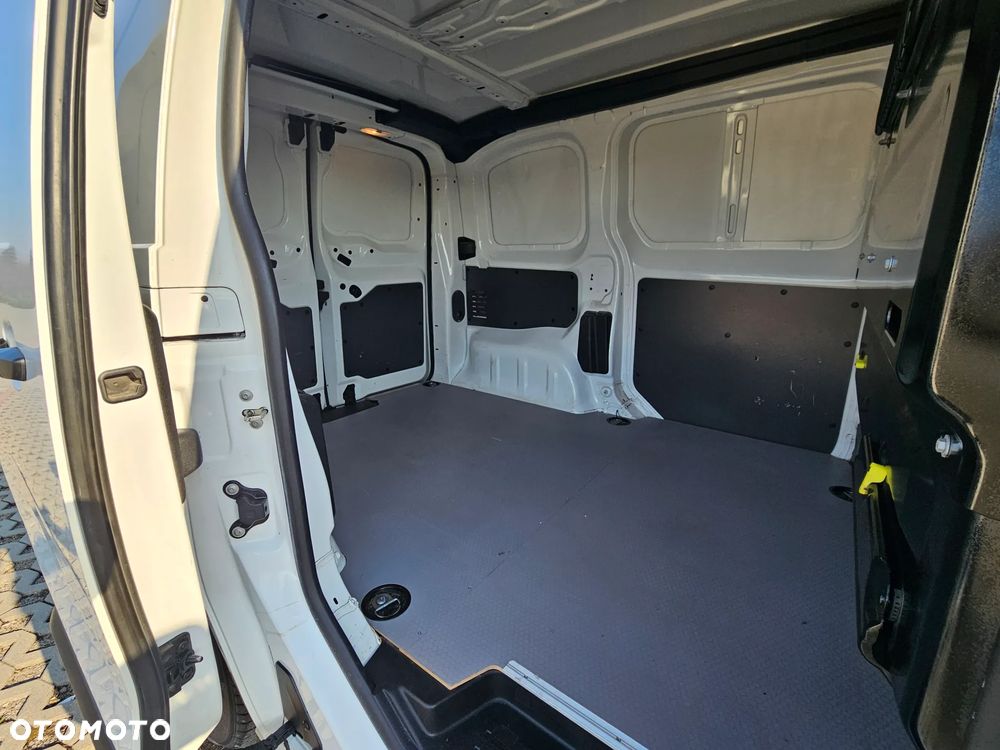 Toyota Proace  , Salon Polska, 3 osobowy - 14
