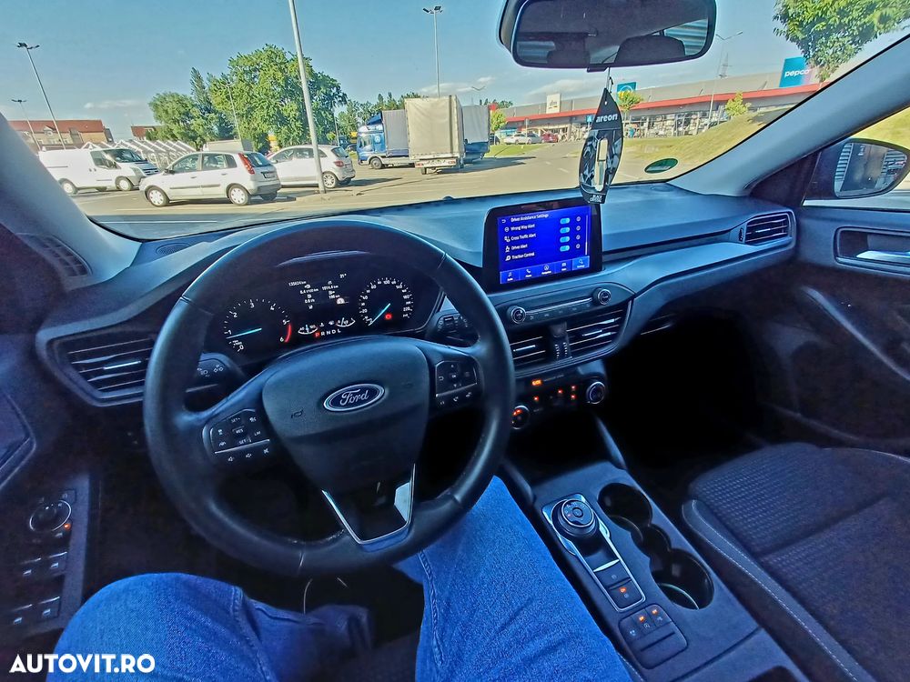 Ford Focus - 21