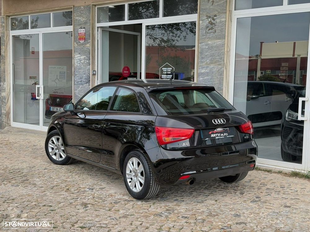 Audi A1 1.2 TFSi Attraction - 10
