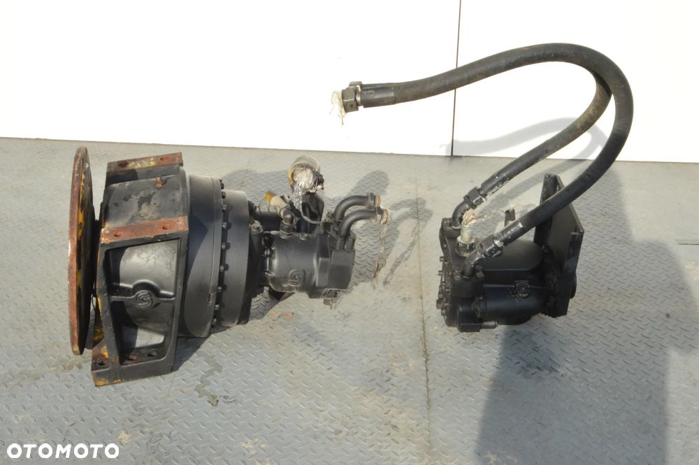 napęd betoniarki betonomieszarki motoreduktor Sauer-Danfoss  pompa hydrauliczna