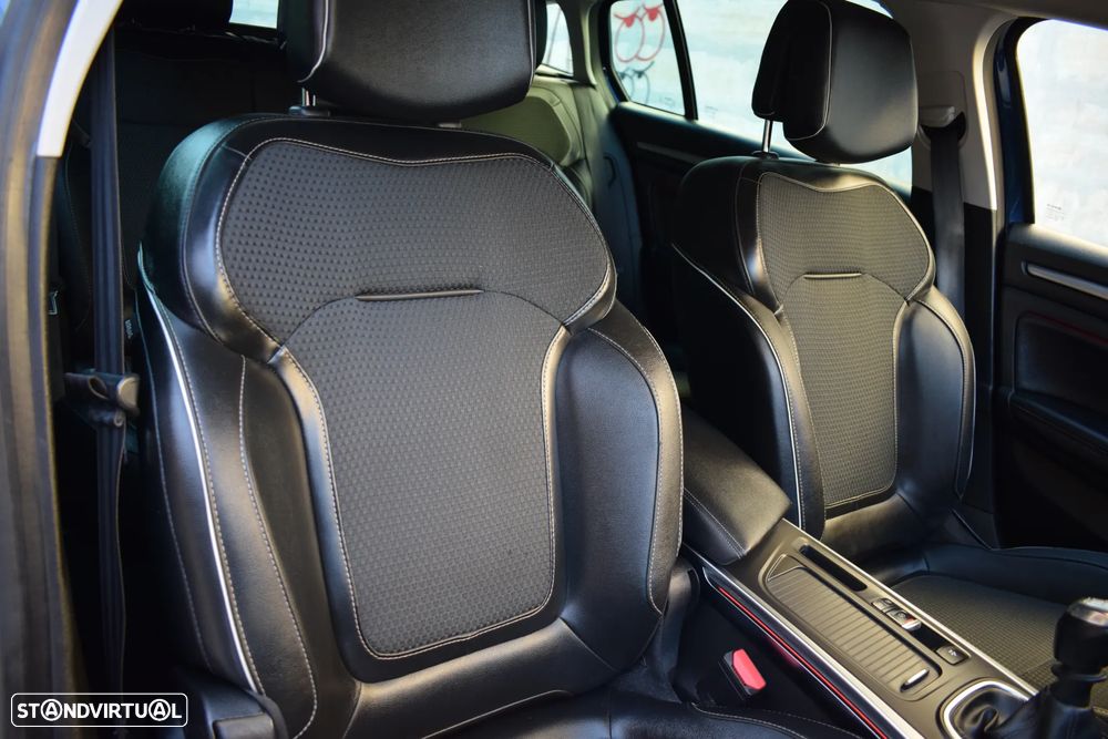 Renault Mégane Sport Tourer 1.5 Blue dCi Bose Edition - 18