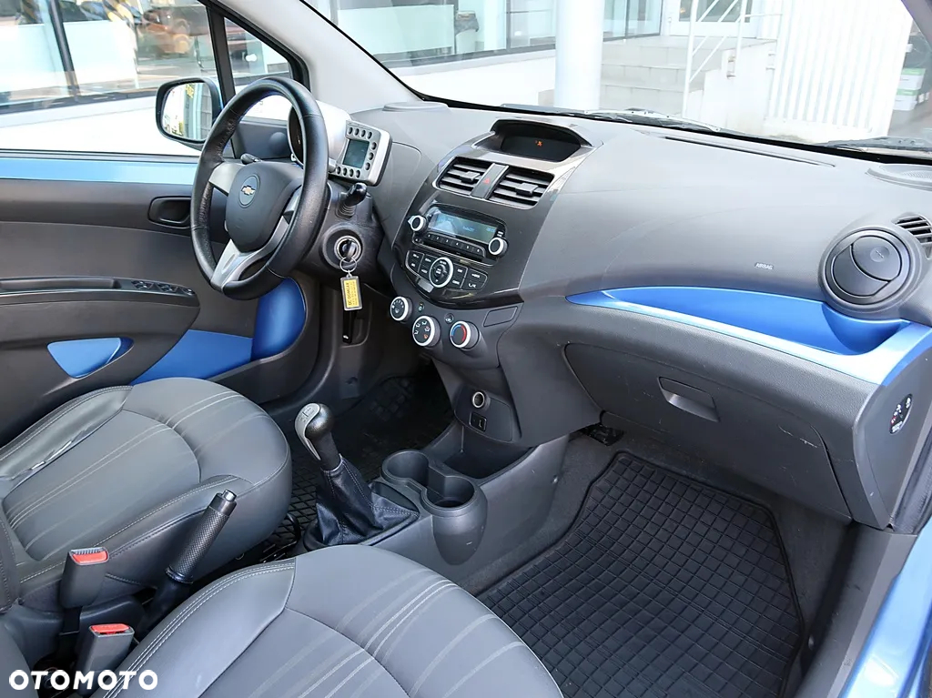 Chevrolet Spark 1.2 LTZ - 6