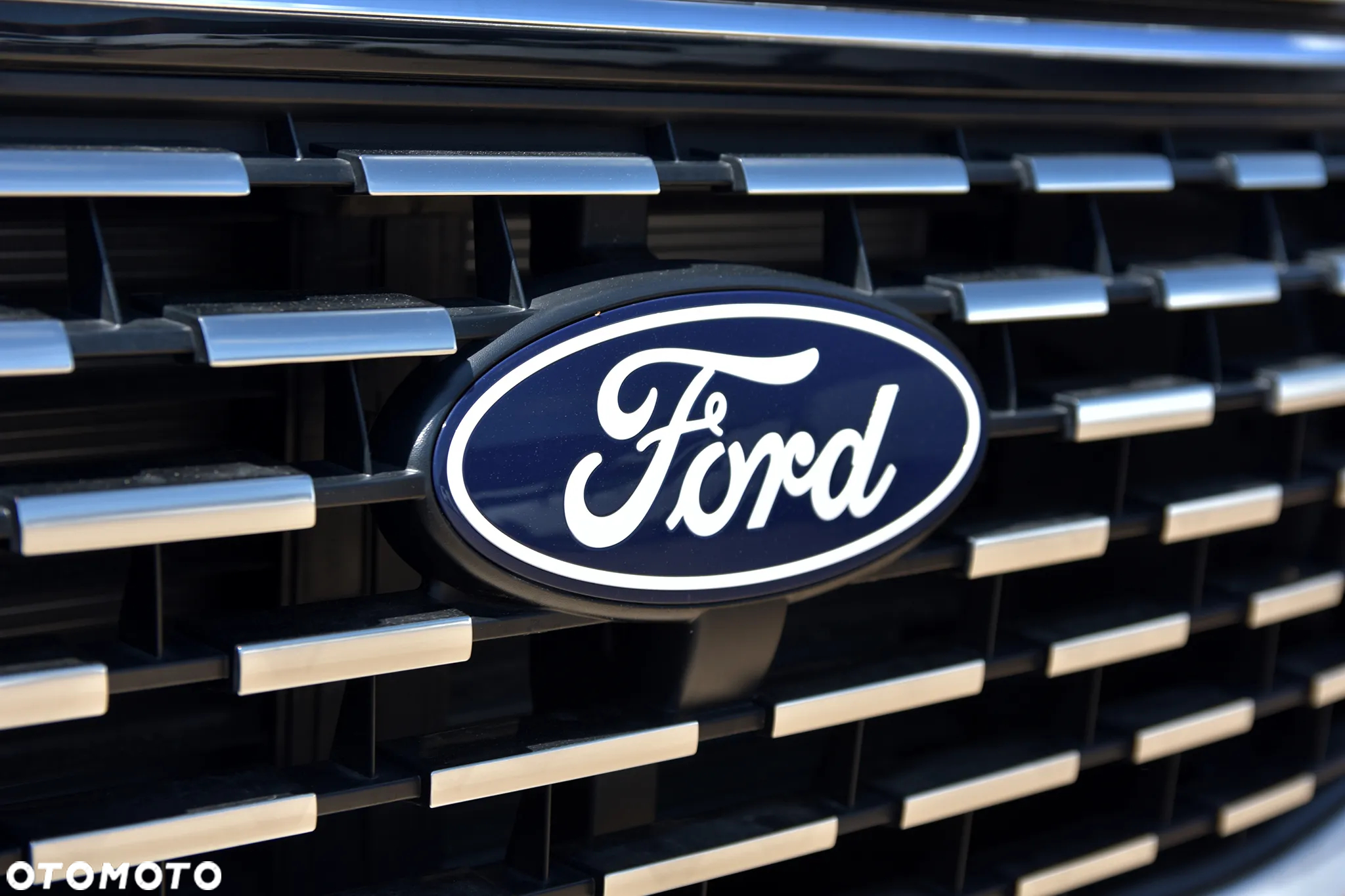 Ford Tourneo Custom 2.0 EcoBlue 320 L2 Titanium - 30