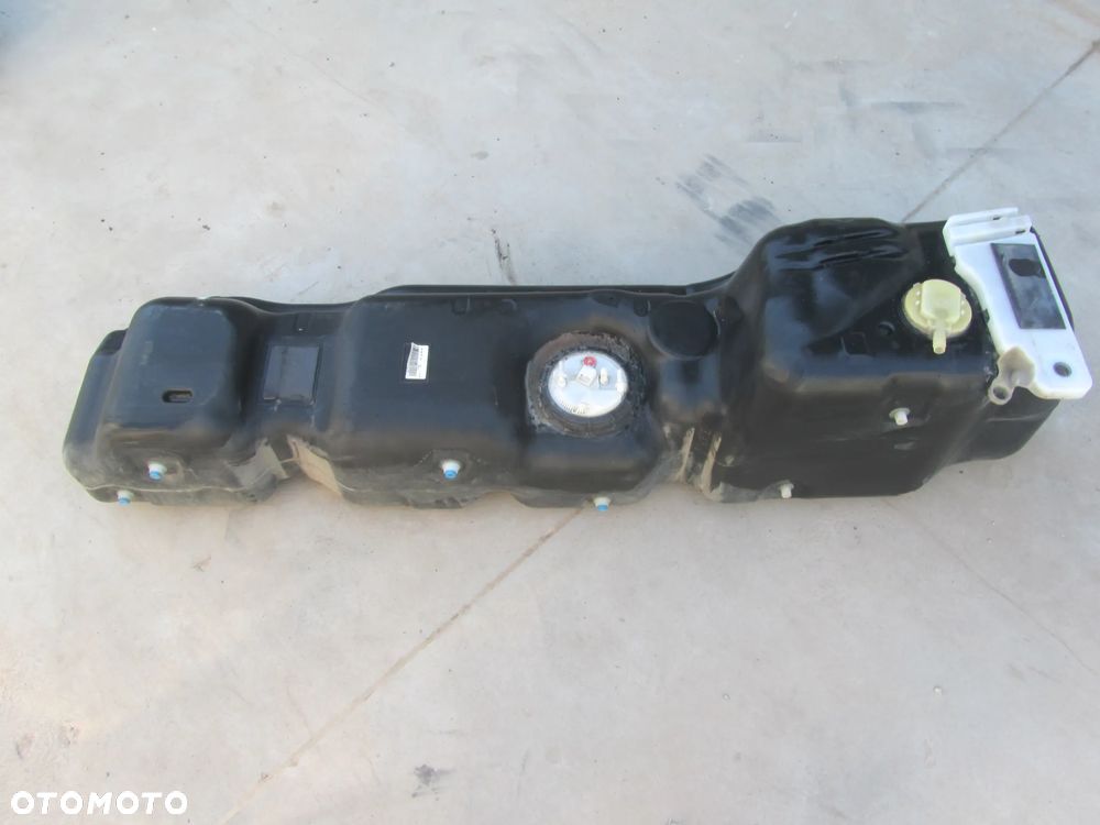 Renault Master III-Movano B 10R 2.3 DCI zbiornik paliwa
