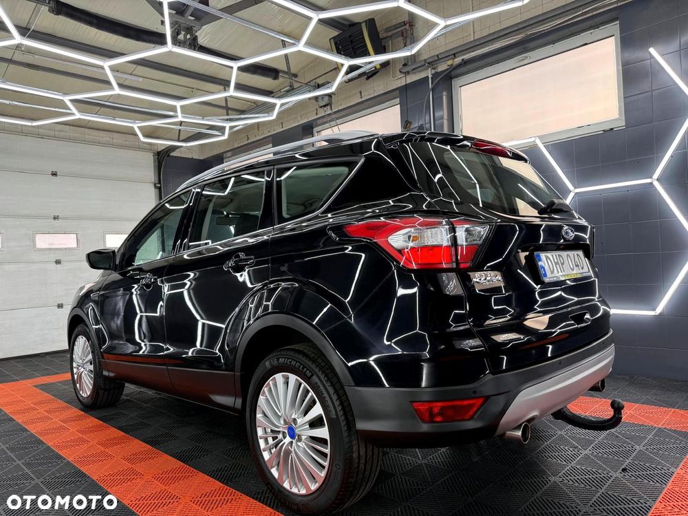 Ford Kuga 1.5 EcoBoost 2x4 Titanium - 9