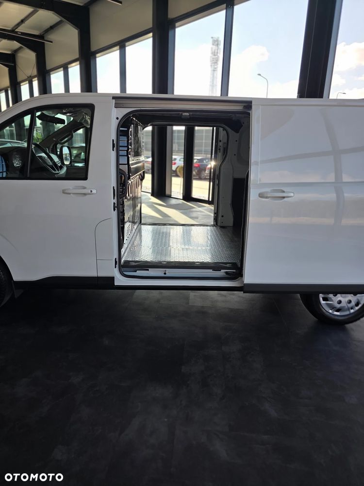 Maxus Deliver 7 L2H1 Fabrycznie NOWE Dostępne od reki I Leasing 102% I 5 lat Gwarancji I - 37