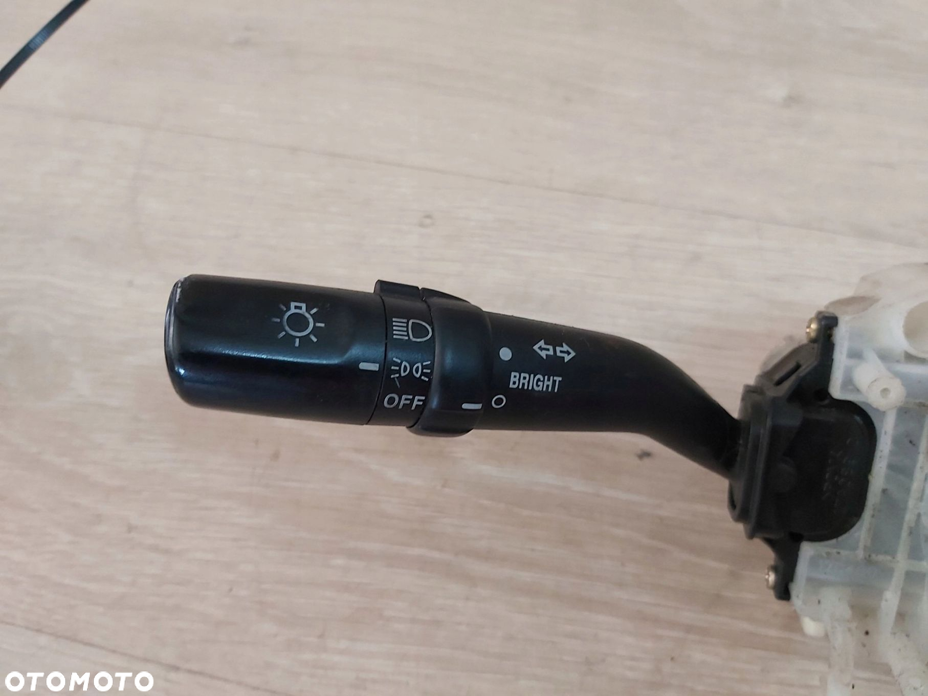 SUBARU Impreza II WRX STI przełącznik zespolony manetka świateł 88111FE440 - 3