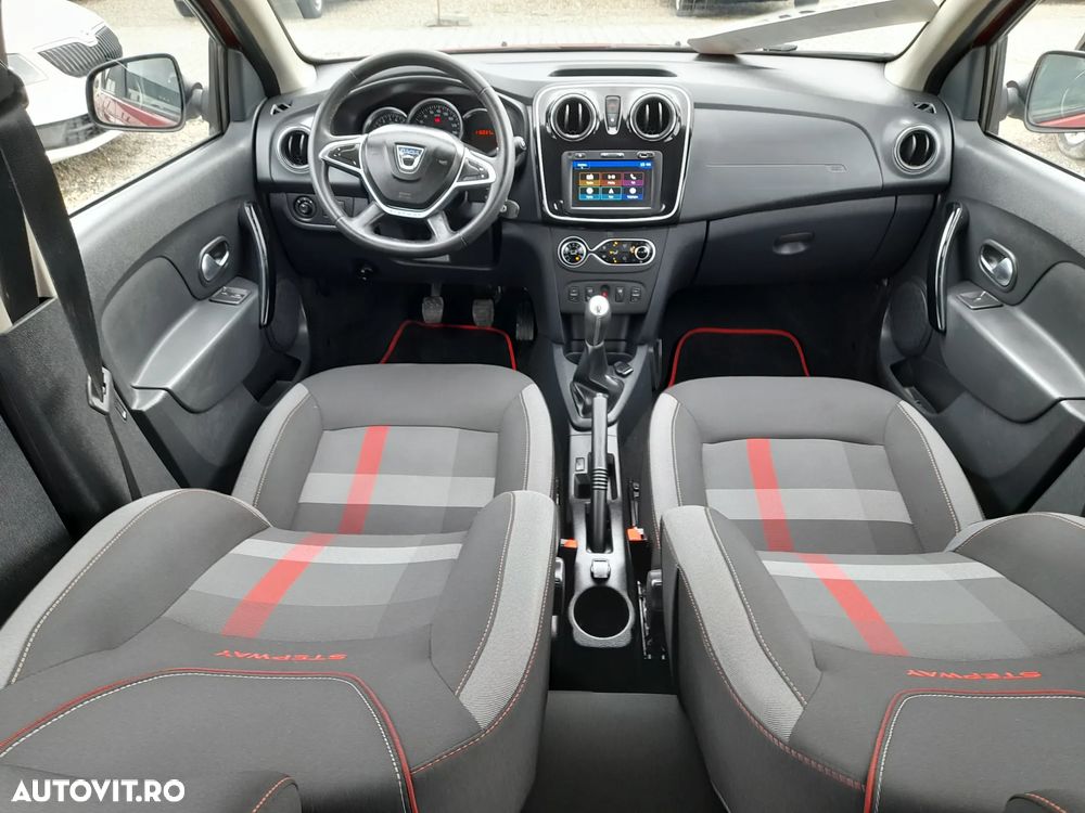 Dacia Sandero Stepway TCe 90 (S&S) Celebration - 5